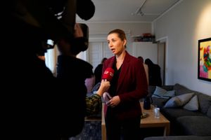 Syd- og Sønderjyllands Politi efterforsker lige nu en sag om julekort med dødstrusler sendt til en række jyske lokalpolitikere fra børne- og ungeudvalg.