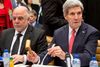 USA’s udenrigsminister, John Kerry (t.h.), sad side om side med Iraks nye premierminister, Haider al-Abadi. Foto: Virginia Mayo/AP