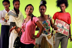 Det kommet frem, at der er blevet givet cirka 45 mio. kr. til et projekt med pigebandet Yenga (billedet), der kaldes ”Etiopiens Spice Girls”. En tænketank sendte en regning på ca. 90.000 kr. for at skrive ét blogindlæg, og en tv-vært fik over 200.000 kr. for at være vært ved en to-dages konference i Mexico. Foto: Pr-foto