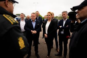 Det nye valgløfte om permanent grænsekontrol er afhængig af en reform af Schengen-reglerne, erkender Venstres spidskandidat. Og den kan partiet ikke være sikker på, siger en EU-ekspert.