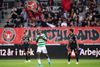 Celtic's Ismaila Soro mellem FC Midtjyllands Erik Sviatchenko og Evander Ferreira i Champions League kvalifikationkampen mellem FC Midtjylland og Celtic FC på MCH Arena i Herning, onsdag den 28. juli 2021. (Foto: Bo Amstrup/Ritzau Scanpix)