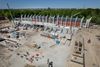Det har været nødvendigt at sikre de gamle stadionhaller mod den bløde jordbund. Luftfoto: Casper Dalhoff .
