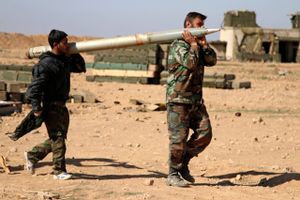 Syriske tropper er tæt på at overtage Deir ez-Zor, som er den ene af de tre byer, IS stadig har kontrol over i Syrien. 