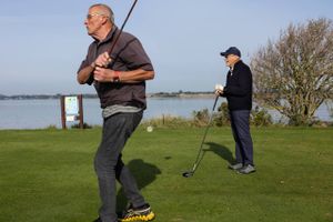 Regeringens forslag til ændring i seniorpension svækker ​muligheden for en værdighed tilbagetrækning markant, mener indlæggets skribenter. Arkivfoto: Gregers Tycho