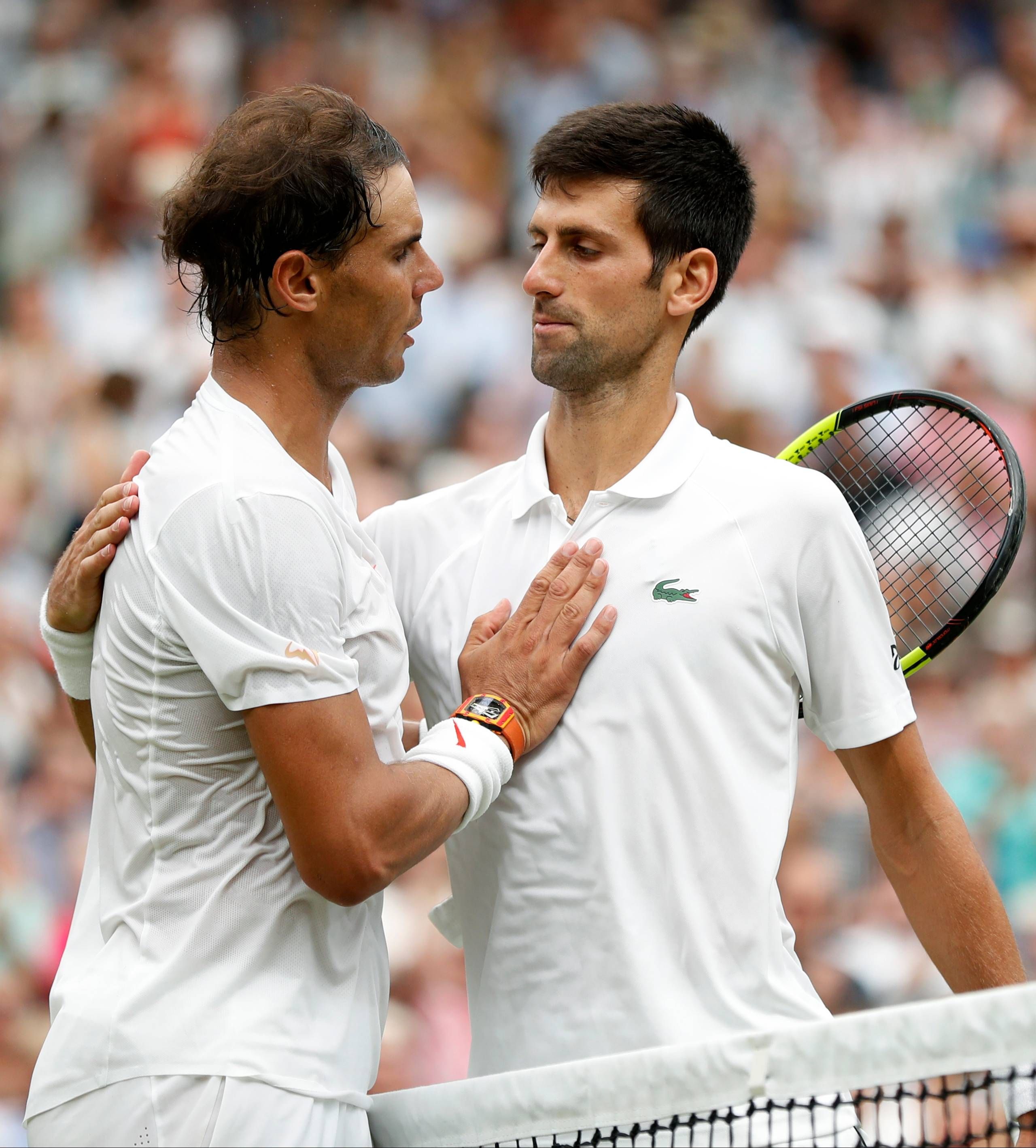 Fejlfri subtropisk tom Djokovic bookede Wimbledon-finale efter lang semifinale