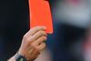 Til sommerens EM-slutrunde i fodbold vil det formentlig blive muligt at få et rødt kort allerede inden, bolden har trillet sin første omgang.