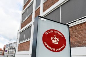Tre unge er dømt for afpresning og grov vold. Retten i Horsens har udvist den ene.