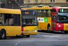 En kontrollører blev spyttet i hovedet efter at han uddelt en busbøde.