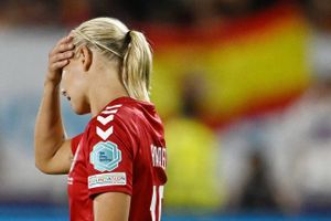 Danmark leverede langt hen ad vejen en godkendt indsats, men må med et nederlag til de spanske favoritter sige farvel til dette års EM efter gruppespillet.  