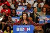 Guvernør i Michigan Gretchen Whitmer taler til vælgermøde for Joe Biden. Foto: Brendan McDermid/Reuters
