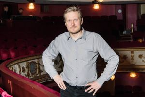 Det Kongelige Teater aflyser forestilling efter oplysninger om, at gæstekoreograf har krænket medarbejdere.
