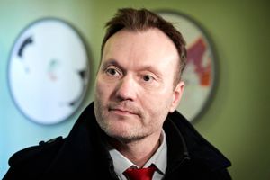 Rune Bønnelykke, som for 14 dage side kandiderede til næstformandspost, er blevet smidt ud af Nye Borgerlige.