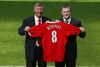 Wayne Rooney og Sir Alex Ferguson på Old Trafford, da Rooney bleb præsenteret den 1. september 2004. Foto: AP
