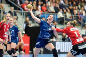 Efter sejr over Odense Håndbold kan Team Esbjerg lørdag sikre sig sin tredje pokaltitel i træk.