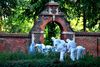 Politiets teknikere leder efter spor efter terrorangrebet i en park i Reading lørdag aften. Tre personer mistede livet, da en 25-årig mand fra Libyen stak dem ned med en kniv. Foto: Ben Stansall/AFP
