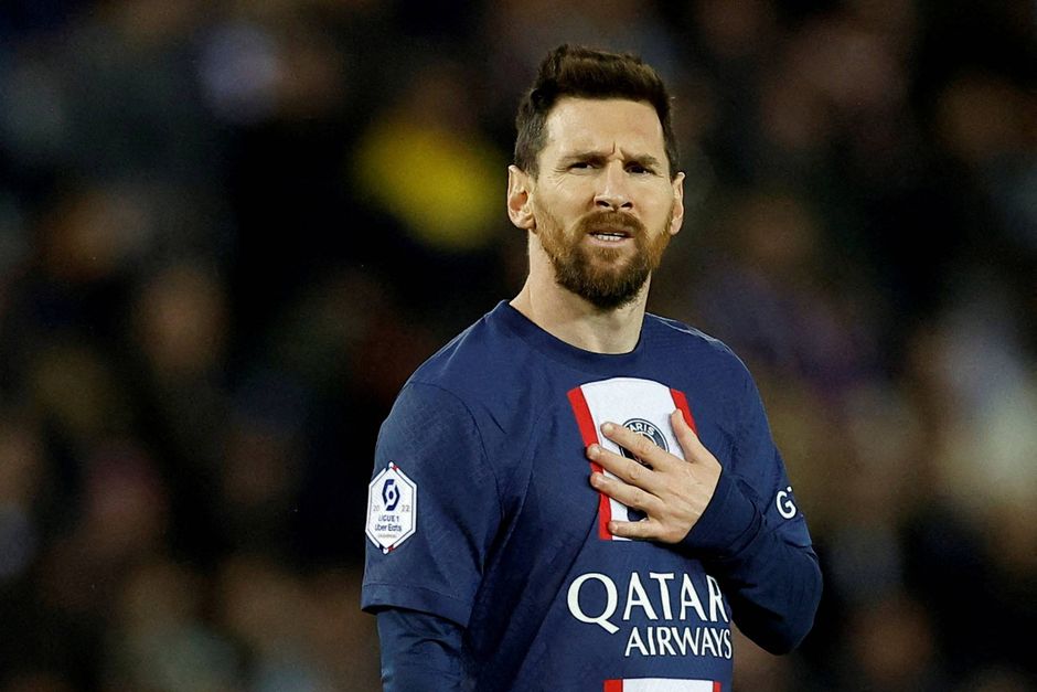 Lionel Messi skifter til den amerikanske fodboldklub Inter Miami. Det siger argentineren onsdag aften.