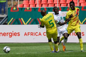 Liverpool-angriberen Sadio Mané blev matchvinder for Senegal med et mål på straffespark mod Zimbabwe.