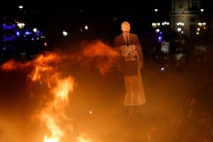 Præsident Macrons upopulære pensionsreform har efterladt Frankrig i flammer. Arkivfoto: Geoffroy van der Hasselt 