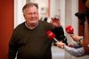 Enhedslisten beskylder tidligere forsvarsminister Claus Hjort Frederiksen (V) for hykleri, fordi han selv bekræfter oplysninger om et samarbejde med USA, mens han samtidig selv kritiserer forsvarsminister Trine Bramsen for at »udbasunere« statshemmeligheder i FE-sagen. Foto:Jens Dresling