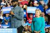 Den amerikanske basketstjerne LeBron James støttede Hillary Clinton under præsidentvalget og har sidenhen flere gange kritiseret Trump. Foto:Phil Long