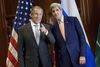 USA's John Kerry i snak med Ruslands udenrigsminister Sergey Lavrov.