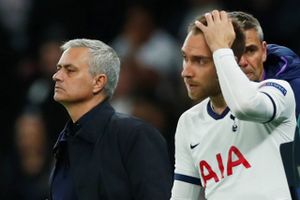 Christian Eriksen og Tottenhams træner, Jose Mourinho. Foto: Eddie Keogh/Reuters