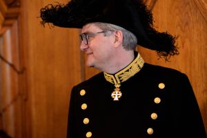 50 år onsdag: Den 1. maj 2018 forlod han dansk politik, fordi han med egne ord var »kørt sur i det«. Men Pind giver fortsat sin mening til kende til mangt og meget i den offentlige debat.