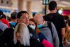 Folk venter ved et checkpoint i Luis Munoz Marin internationale lufthavn i San Juan, Puerto Rico. Foto: Ricardo Arduengo/AFP