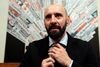 "Tillykke til Liverpool, men det er nødvendigt at analysere, hvad der skete," siger Monchi til italiensk tv efter kampen. Foto: Andrew Medichini/AP