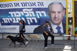 Mange israelere lader til at være trætte af at høre mere om Irans atomtrusler, som premierminister Benjamin Netanyahu forsøger at gøre til valgets tema. Foto: Oded Balilty/AP