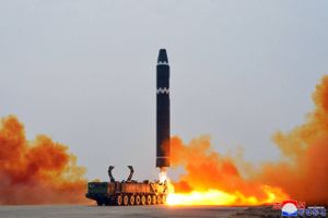 Nordkoreas seneste prøveaffyring med langtrækkende missiler skal ses som en advarsel til USA og Sydkorea.