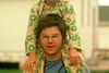 Mark David Chapman fotograferet i en lejr med vietnamesiske flygtninge i Fort Chaffee i Arkansas i 1975. Han var frivillig i YMCA (KFUM). Fem år senere blev han en sen nattetime på et fortov i New York forvandlet til en kynisk morder. Foto: AP/Greg Lyuan