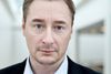 Sociologi-professor ved Aalborg Universitet Michael Hviid Jacobsen mener, at RIP-sider på de sociale medier er samlingspunkter hvor folkgennem et hurtigt klik tilkendegiver deres sorg eller sympati. Arkivfoto: Martin Dam Kristensen/Scanpix