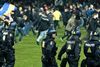 Brøndby-fans har tidligere været i kamp med kontrollører og politi. Men Sydøstjyllands Politi regner ikke med ballade i Horsens' gader efter dommerens slutfløjt.