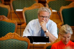 I sidste uge stod Venstre fast på loven om dobbeltstraf ved coronaforbrydelser. Nu beder partiets retsordfører landsretten om at få afgjort en omstridt sag hurtigt, inden Folketinget overvejer en mulig ændring.