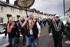 Forskellene mellem protestanter og katolikker i Nordirland er stadigt tydelige, alene sidste år anmeldte parterne 2.600 marcher til Paradekommissionen. Især protestanterne marcherer. Her er det Orangeordenen. Foto: Gregers Tycho