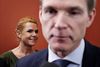DF’s krav om udlændingestramninger blokerer fortsat for en <DB>finanslov. Forhandlingerne går meget trægt, og DF mener, at <DB>regeringen hele tiden med konventioner i hånden skyder partiets forslag ned. Her Dansk Folkepartis leder, Kristian Thulesen Dahl, med udlændinge- og integrationsminister Inger Støjberg (V) i baggrunden. Arkivfoto: Jens Dresling/Polfoto