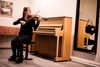 Cassandra Juul var blot 11 år, da hun deltog i ”Unge spiller klassisk” første gang. Efter konkurrencen blev hun udtaget til ”Spil for livet”, som er en konkurrence for klassiske musiktalenter, der bliver sendt hvert andet år på DR 2. Foto: Thomas Emil Sørensen