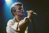 David Bowie fotograferet til en koncert i 1978 i Frankfurt i det daværende Vesttyskland. Samme år gav han koncert i Danmark, og det blev i karrierens løb til i alt 13 koncerter herhjemme. Foto: Hans H. Kirmer, AP
