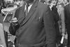 Kempton Bunton på vej til retten den 5. november 1965. Trods fuld tilståelse blev han på grund af smuthul i britisk lovgivning frifundet for tyveriet.