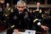 General John Campbell opfordrede i en senatshøring i Washington til at beholde en anselig kampklar militær styrke i Afghanistan efter 2016. Foto: Carolyn Kaster/AP.
