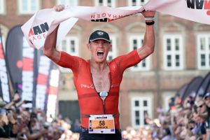 Cameron Wurf vandt Copenhagen Ironman i rekordtiden 7 timer, 46 minutter og 5 sekunder.