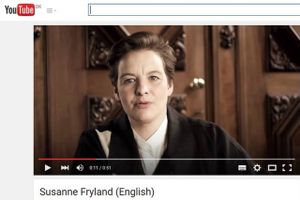 På Youtube fortæller Susanne Fryland i et indslag om, hvordan Johan Schlüter Advokatfirma laver rettighedsforvaltning for producenter og distributører. Nu beskyldes hun selv for at have malket midlerne til egen vinding. 