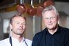 Klavs Styrbæk og Ole G. Mouritsen er aktuelle med bogen ”Grønt med umami og velsmag – Håndværk, viden og opskrifter”. Foto: PR