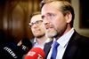 Jeg ser en finansminister i knæ, og der mangler noget energi på nuværende tidspunkt i regeringen, siger Liberal Alliances leder Anders Samuelsen.