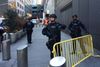 Politiet valgte at evakuere flere metrolinjer efter eksplosionen. Foto: Mark Lennihan/AP