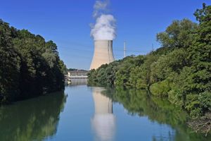 52 procent siger i en måling for avisen Bild, at lukning af sidste tre atomkraftværker er forkert beslutning.