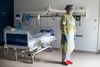 Gitte Kronborg er overlæge på Infektionsmedicinsk Afdeling på Hvidovre Hospital, som er blandt de sygehuse, som skal teste og behandle danskere med eventuel coronavirus. Foto: Gregers Tycho