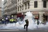 Særligt i Paris har protestbevægelsen "De Gule Veste" ført an for de usædvanligt voldelige demonstrationer, der begyndte 17. november. Foto: Laurent Cipriani/AP