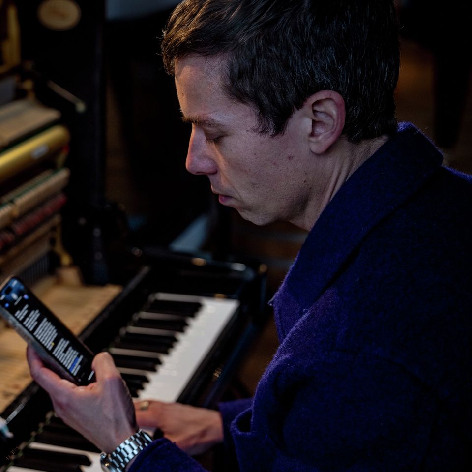 Mads Langer om frygt, fejl og ‘Fact Fiction’